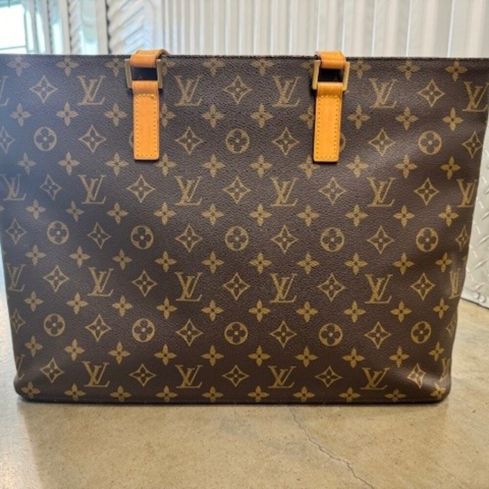 Louis Vuitton Luco Tote Monogram Canvas
